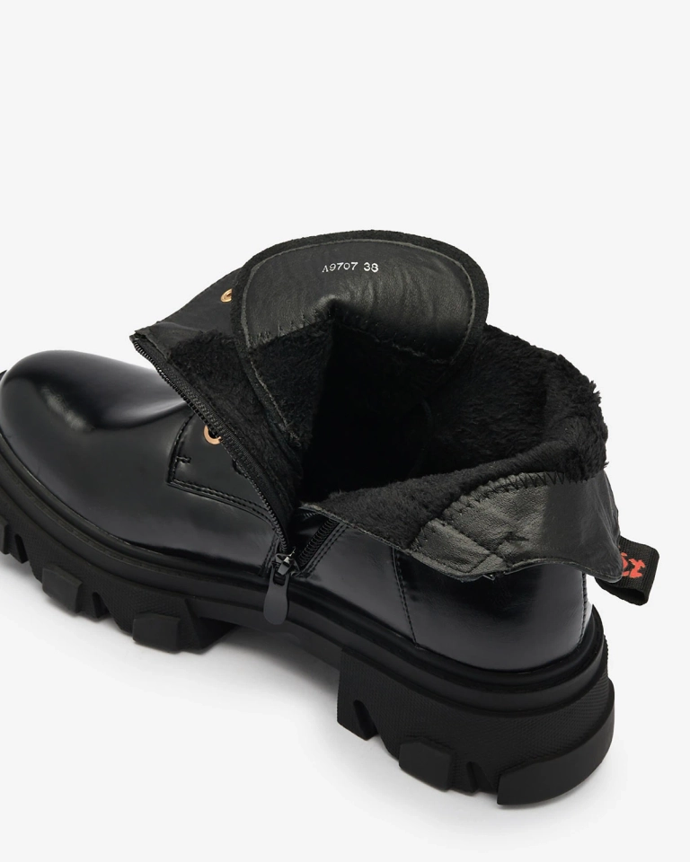 Royalfashion Черные женские утепленные ботинки-трапперы Selori из экокожи