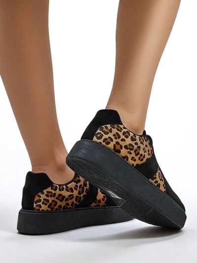 Royalfashion Women's sporty sneakers with a leopard print Big Cat