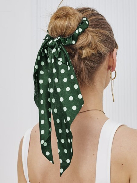 Royalfashion Juuksekumm täpilise lindiga Picolina