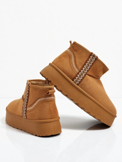 Lühikesed naiste a'la lumesaapad Pravel