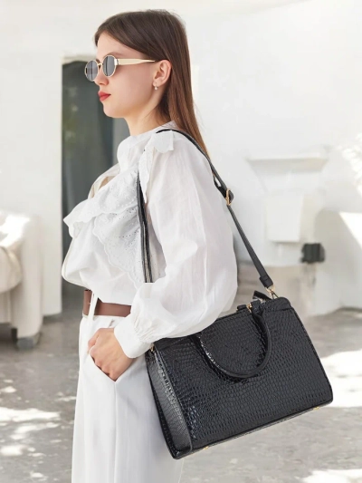 Royalfashion Elegant naiste lakknahast kott, millel on embosing