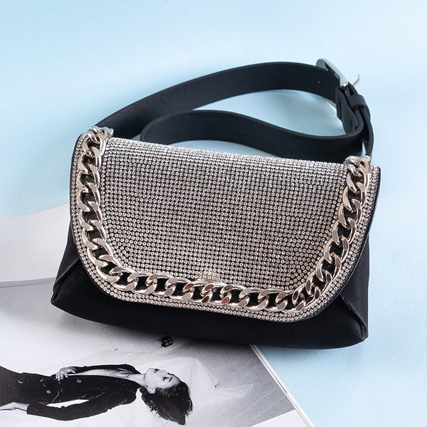 Женская сумка с отделкой