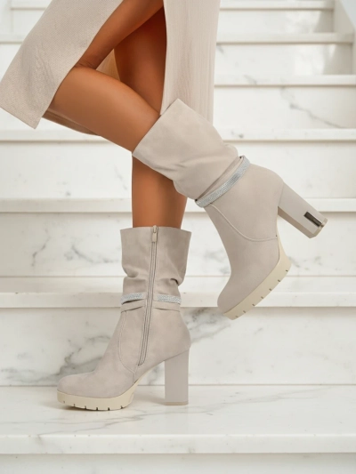 Matte Women's Ankle Boots with Block Heel Ashen Bloom