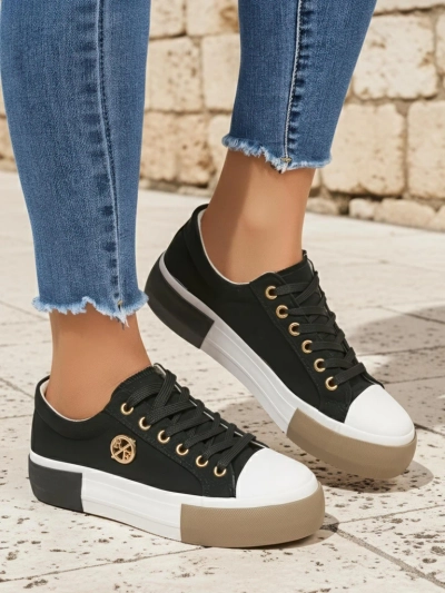 Black women’s Aurelio Canvas sneakers
