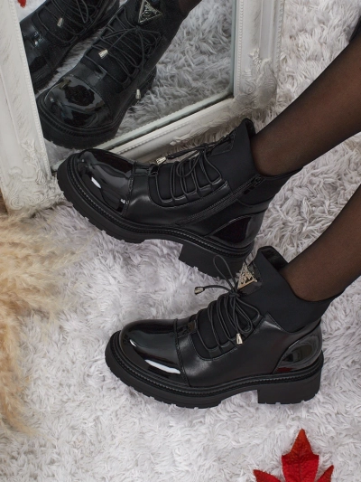 Ökonahast paeltega naiste saapad Elisse