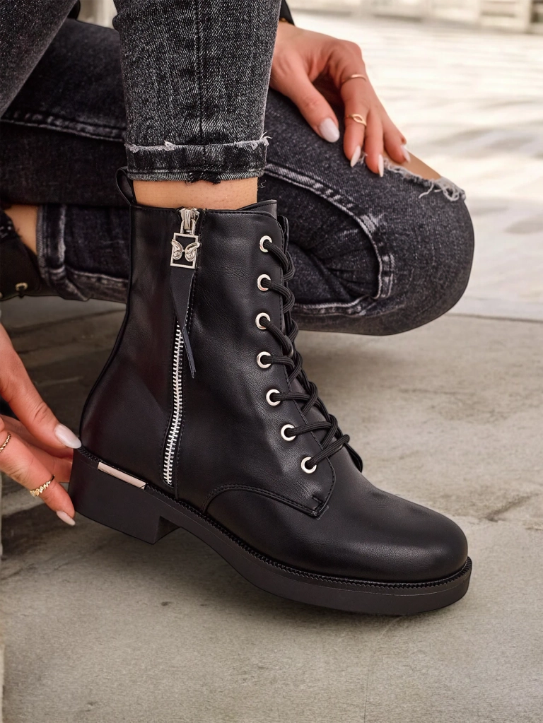 Royalfashion Women's lace-up boots Selocii