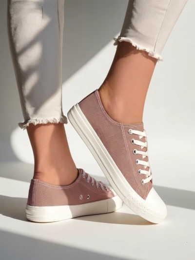 Royalfashion Naiste klassikalised lakkpitsiga tossud Ogisea