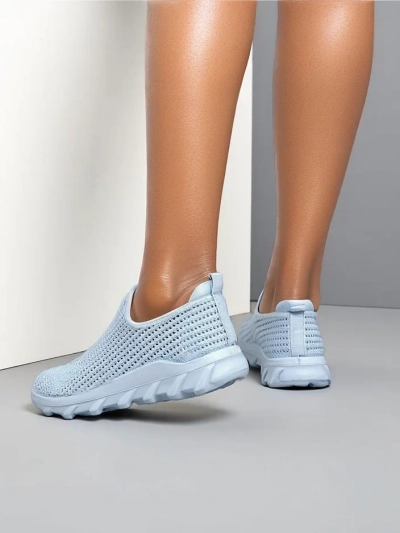 Royalfashion Naiste libisevad kangast spordijalatsid Eraste