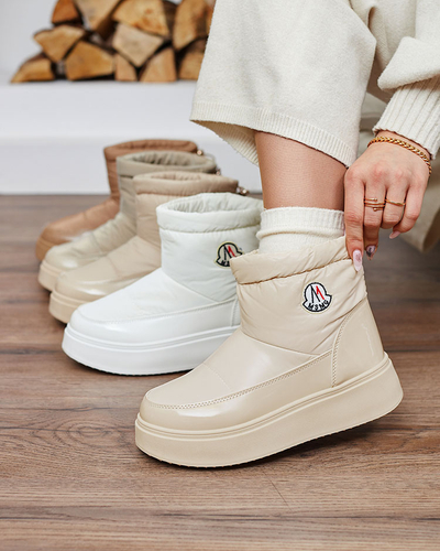 Royalfashion Women's slip-on snow boots in cream color Ademra