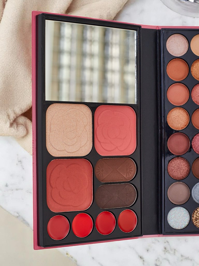 ANYLADY Compact makeup palette – eyeshadows, contour, lips 33 shades