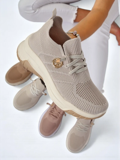 Женские кроссовки Royalfashion Selene – удобная белая обувь на плоской подошве