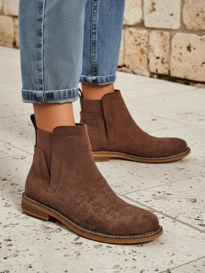 Women's Chelsea-style ankle boots made of eco-suede Veysi