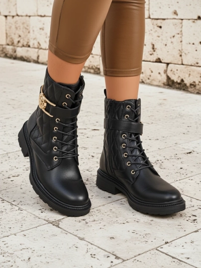 Tepitud ökoloogilisest nahast naiste poolsaapad Sable Rose