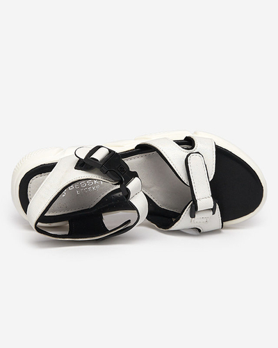Laste läikivad valged Leepe-Shoes sandaalid
