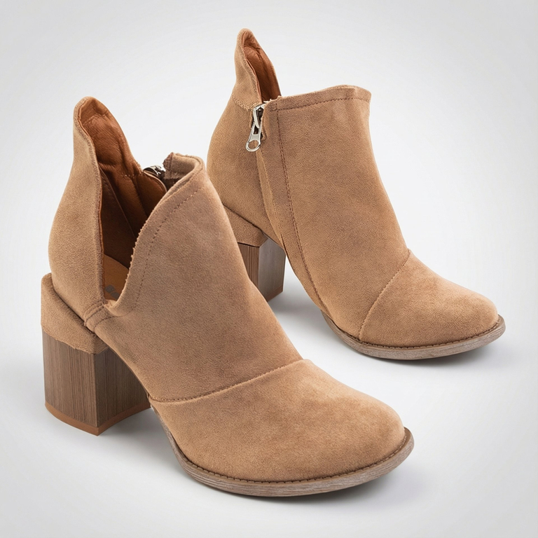 Light brown women's boots with cutouts Plinara - Footwear