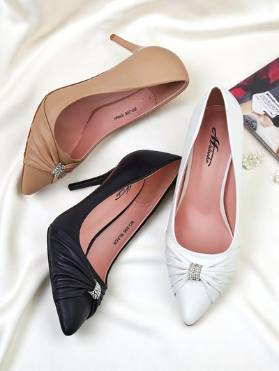 Royal Fashion Women's eco-leather Venetia Nera pumps