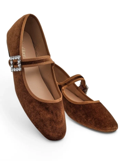 Royalfashion Women's ballerinas a' la velvet with a buckle and strap Enribes