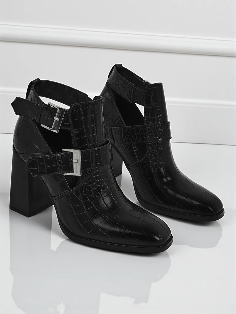 Embossed women's ankle boots on a block heel Burnt Halo