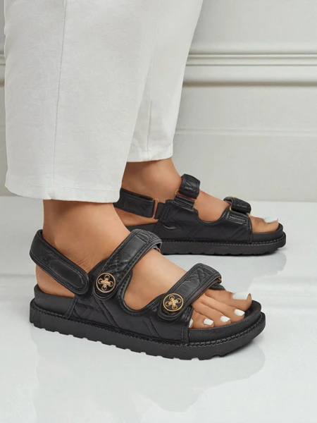 Royalfashion Naiste sandaalid paksema tallaga Vivere