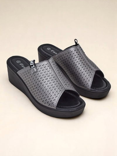 Royalfashion Женские шлепанцы на танкетке Luna Wedge