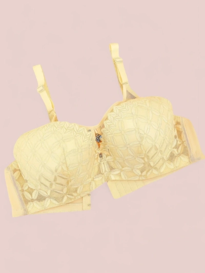 Royalfashion Women's padded bra with lace