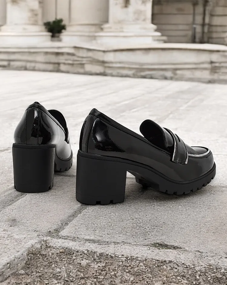 Royalfashion Ladies' patent leather loafers Befies