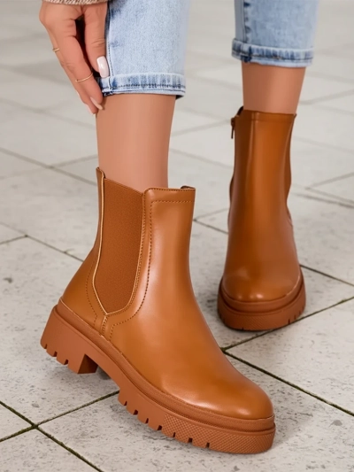 Royalfashion Naiste eko nahast Dovivas saapad