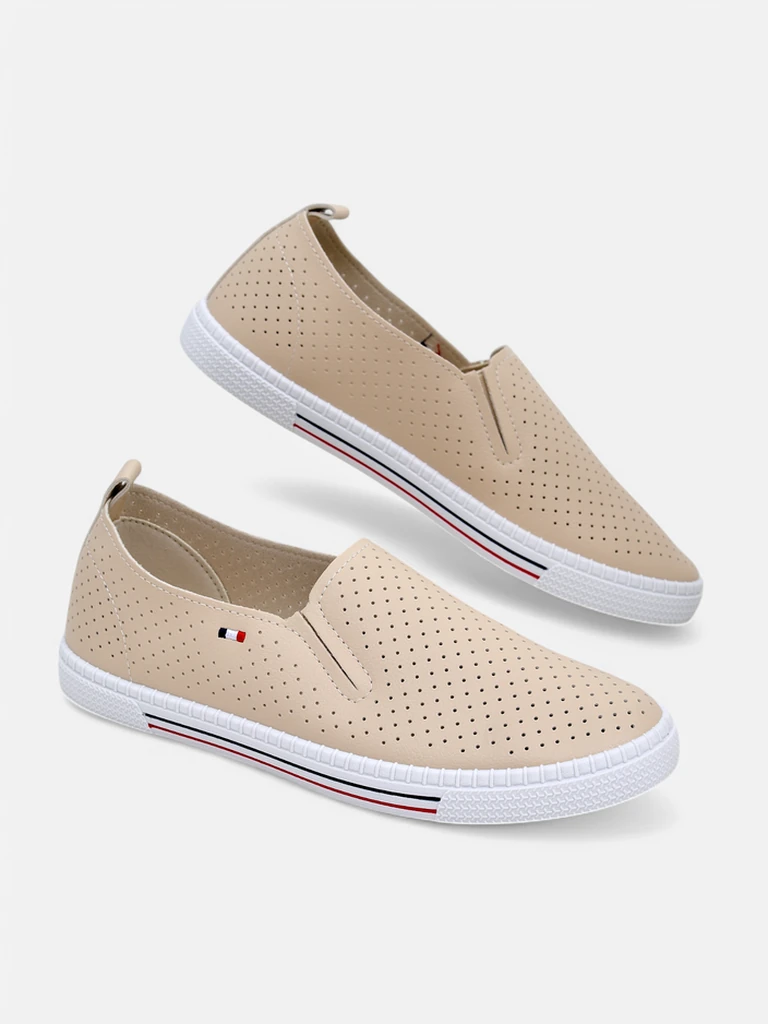 Royalfashion Perforeeritud naiste slip-on kingad Vielles
