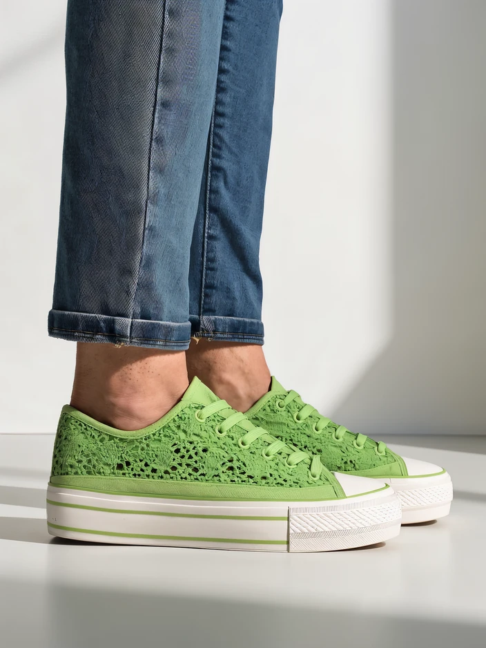 Royalfashion Women's perforated sneakers Nizzet