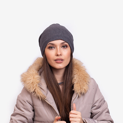 Różowa czapka z pomponem - Czapki