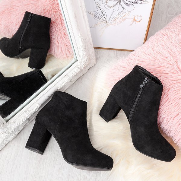 Black ankle boots on a higher post Soleah - Footwear