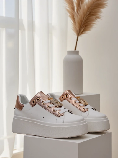 Royalfashion Женские спортивные кроссовки Kisoffi