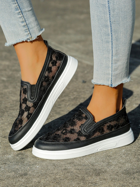 Женские сетчатые лоферы Royalfashion с цветами Emzos