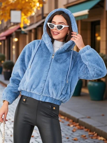 Royalfashion Faux fur jakke for kvinner