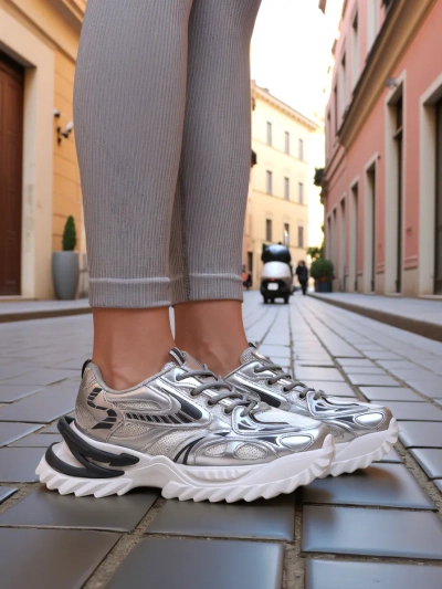 Royalfashion Naiste lakitud tossud Leysi