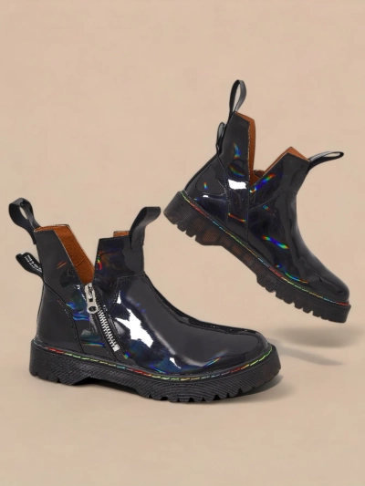 Black lacquered women's boots with a Odeta zipper - Footwear