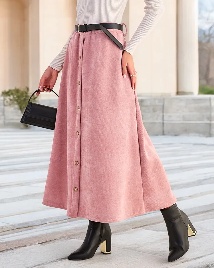 Royalfashion Naiste midi seelik dekoratiivsete nööpidega