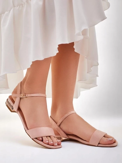 Royalfashion Naiste lamedad sandaalid Aronies