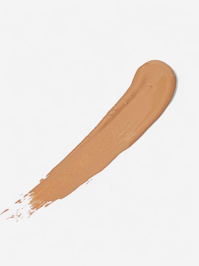 Face concealer with Vitamin C