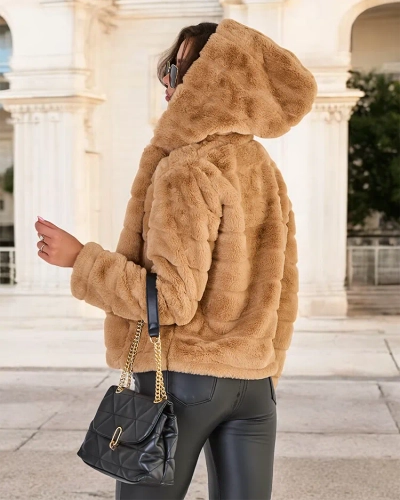 Royalfashion Светло-коричневая женская куртка с имитацией меха