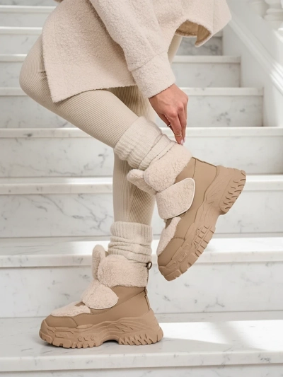 Royalfashion Women's snow boots with sheepskin Segulla