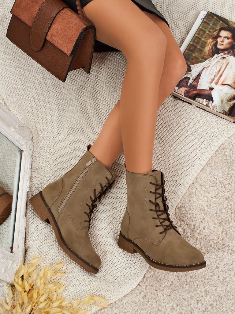 Matte Faux Leather Lace-up Women's Ankle Boots Treviline