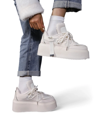 Royalfashion Sportjalatsid naistele platvormil Aeroll