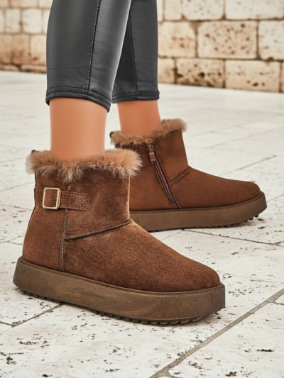 Royalfashion Women's Winter Crest Short Snow Boots