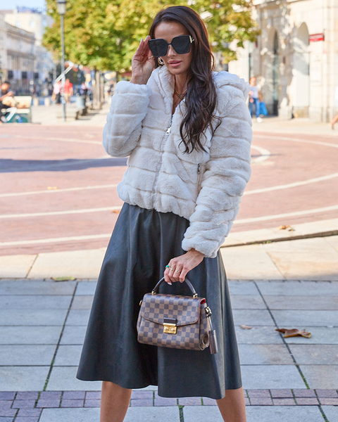 Royalfashion Двухсторонняя женская куртка с мехом кремового цвета