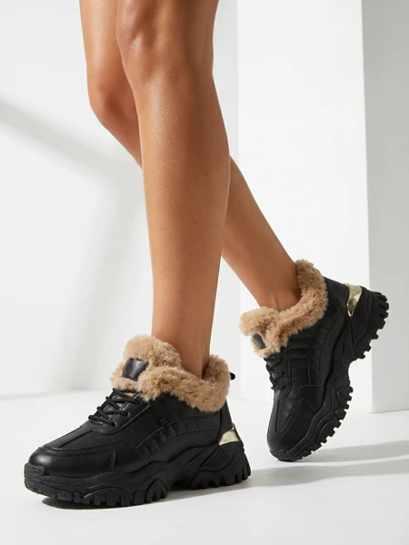 Mustad karvaga naiste spordijalatsid Flixi - Jalatsid