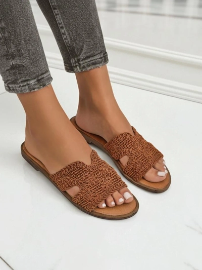 Rpyalfashion Women's Flip-Flops with Decorative Braided Strap Braida