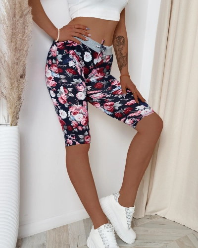 Women's maroon 3/4 shorts with a floral pattern - Clothing