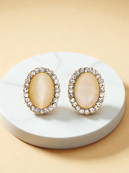 Royalfashion Naiste klõpsuga kõrvarõngad kristalli ja tsirkooniaga