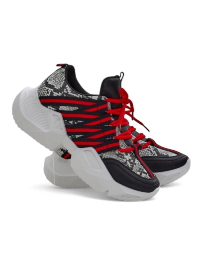 Женские спортивные кроссовки Royalfashion на толстой подошве Ivvert